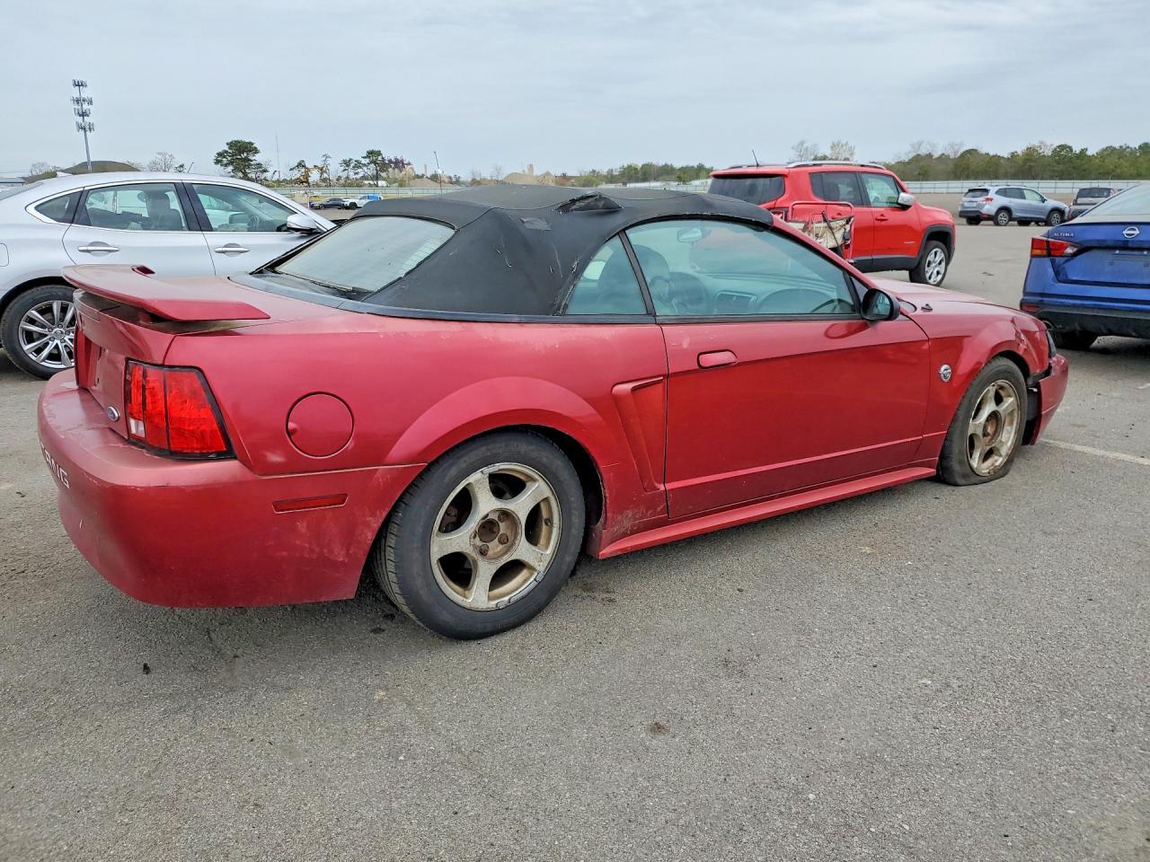 2004 FORD MUSTANG