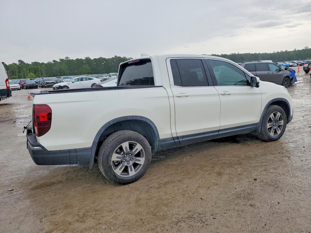 2017 HONDA Ridgeline