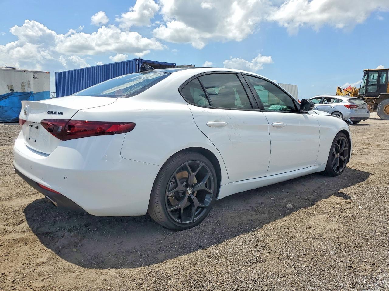 2021 ALFA ROMEO Giulia