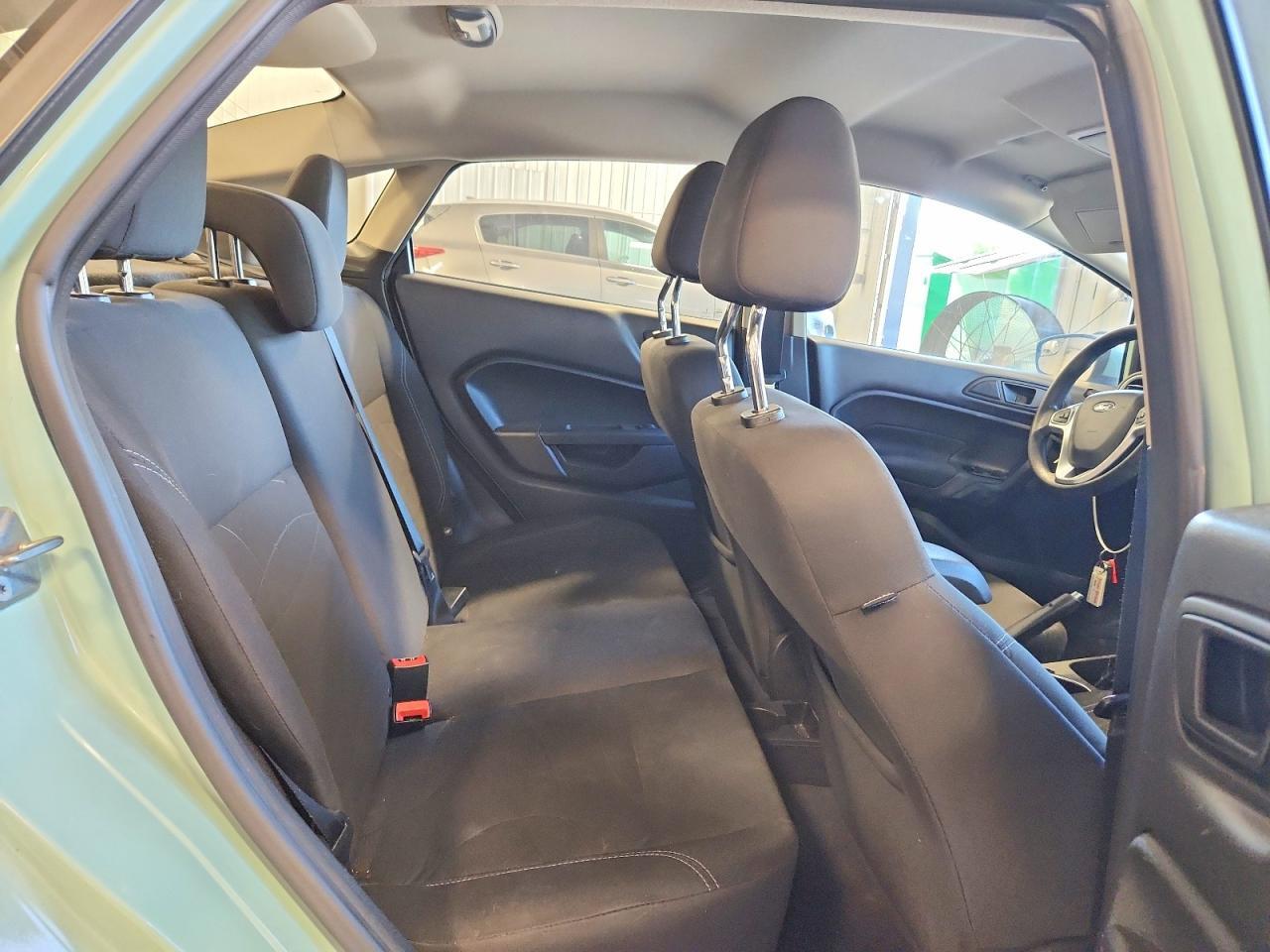 2017 FORD Fiesta