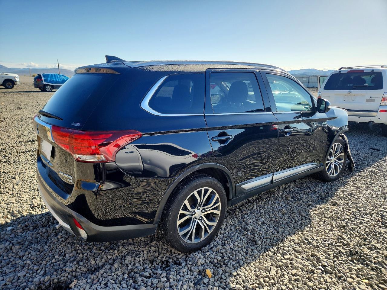 2017 MITSUBISHI outlander