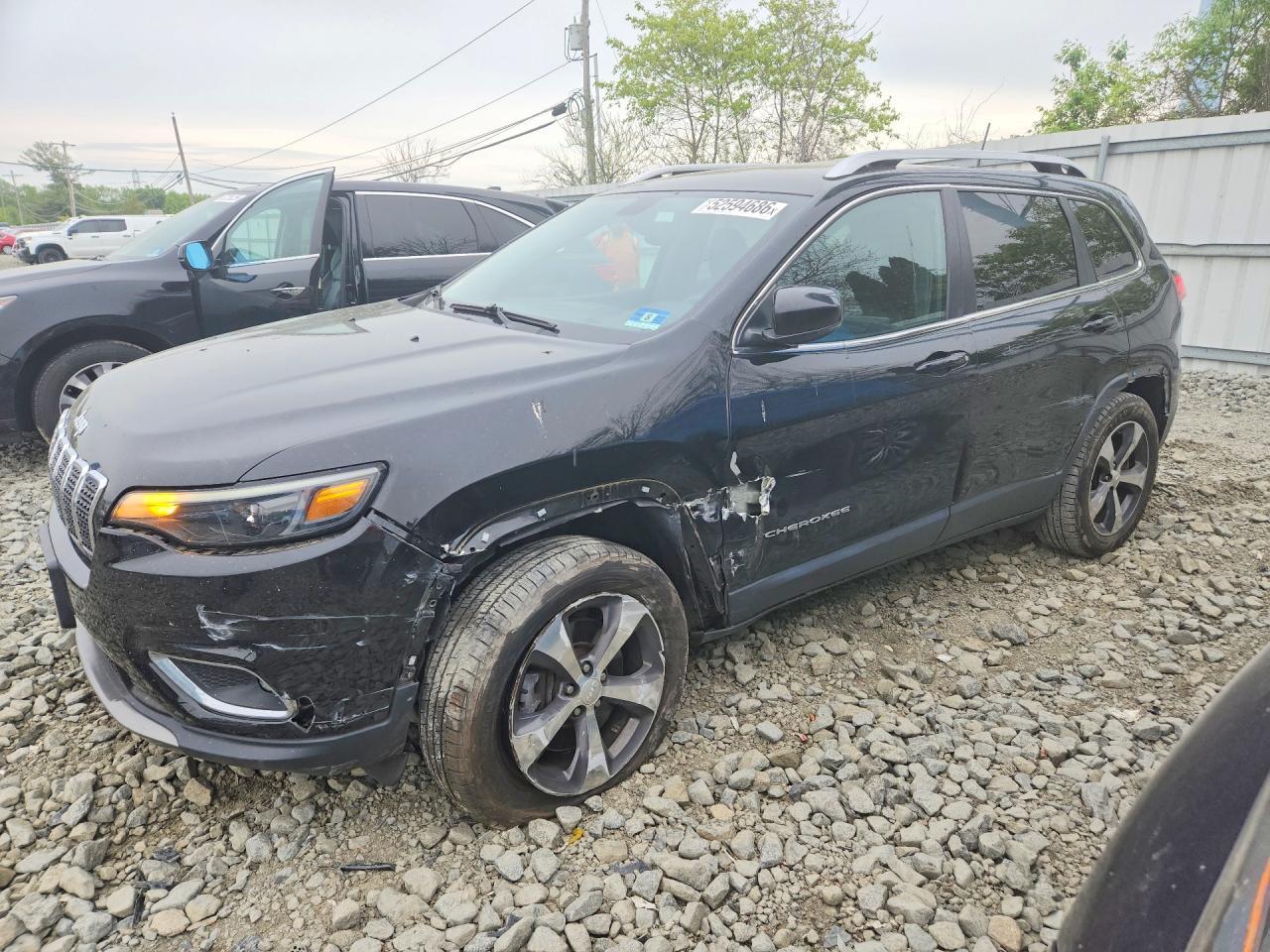 2019 JEEP CHEROKEE
