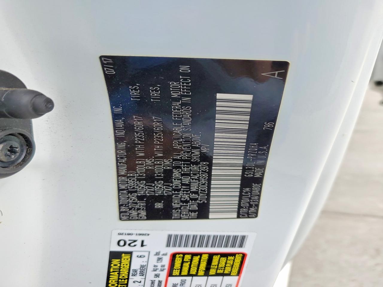 2017 TOYOTA SIENNA