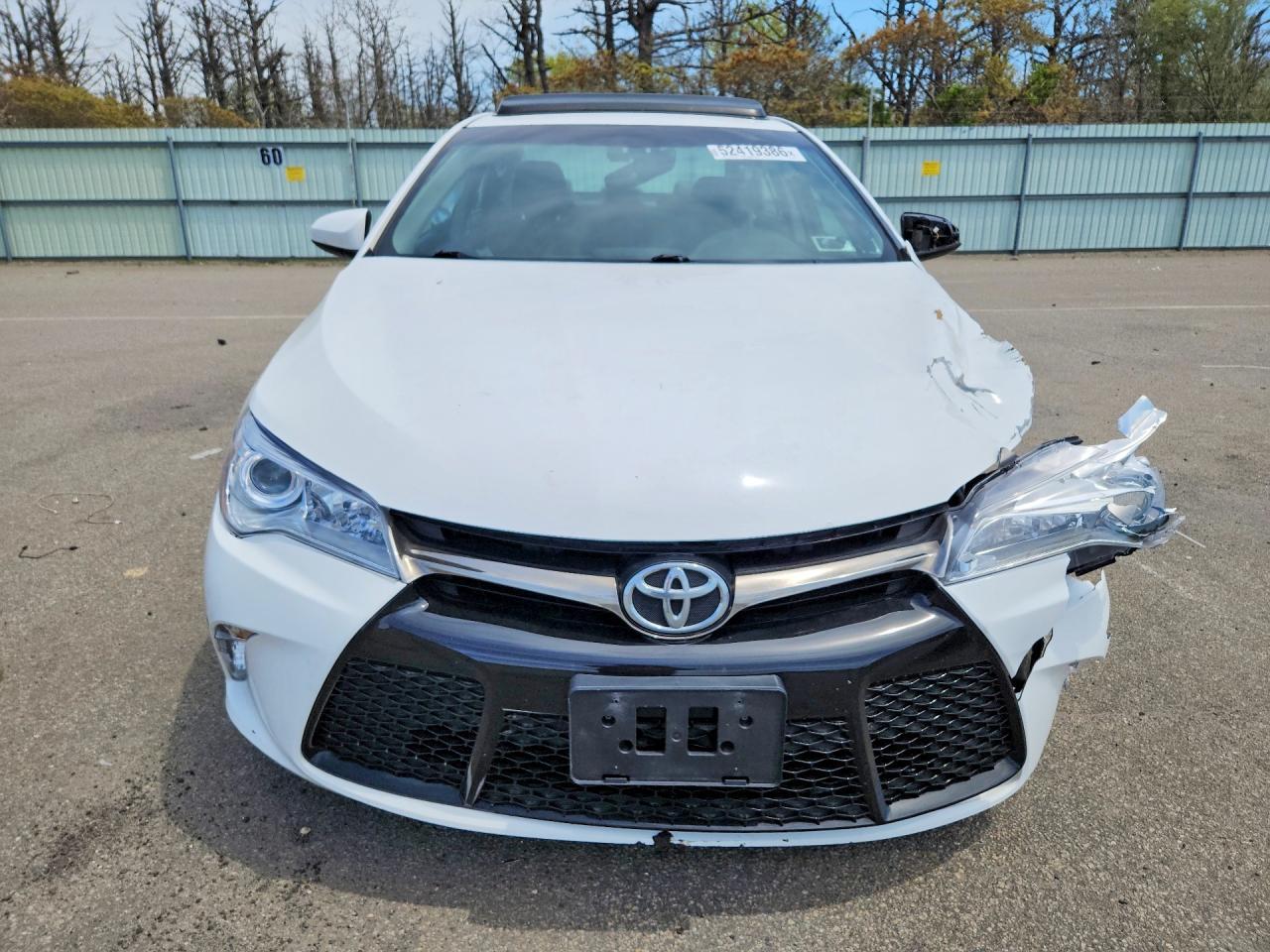 2015 TOYOTA CAMRY