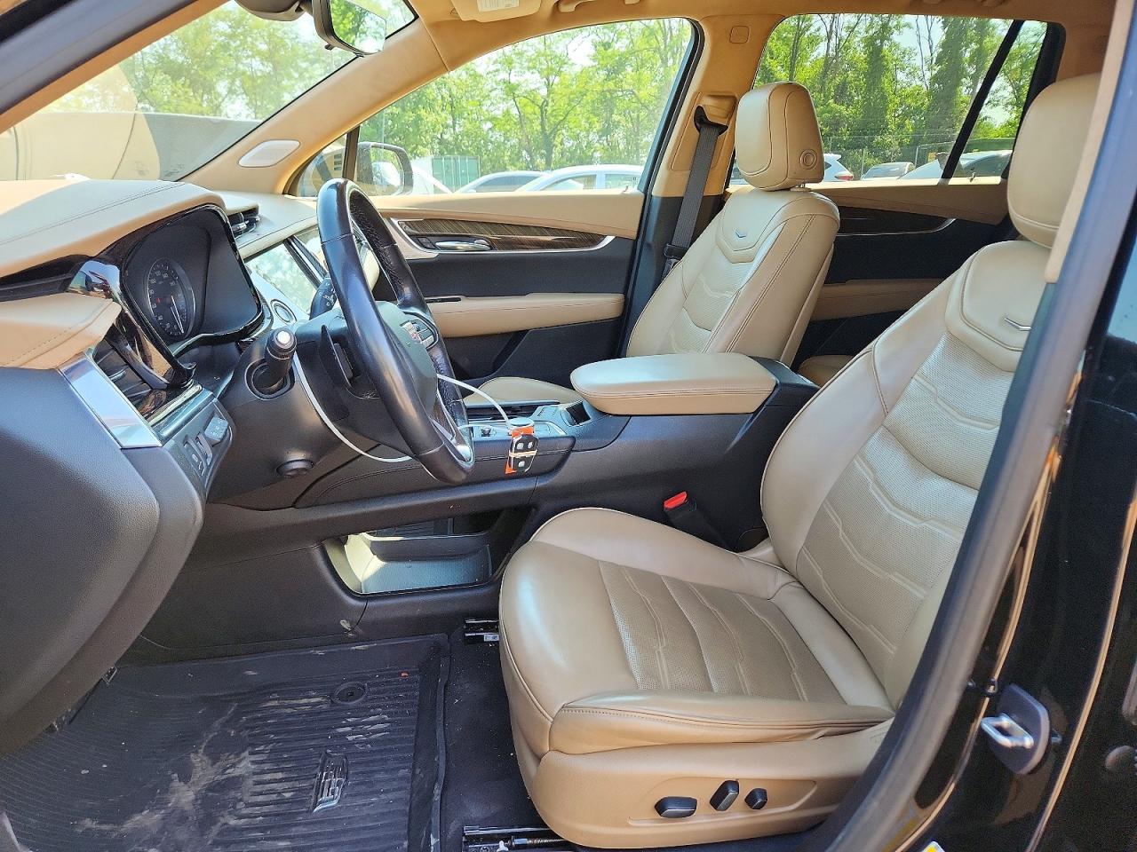 2020 CADILLAC XT6