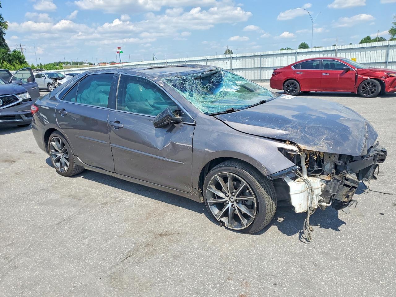 2015 TOYOTA CAMRY