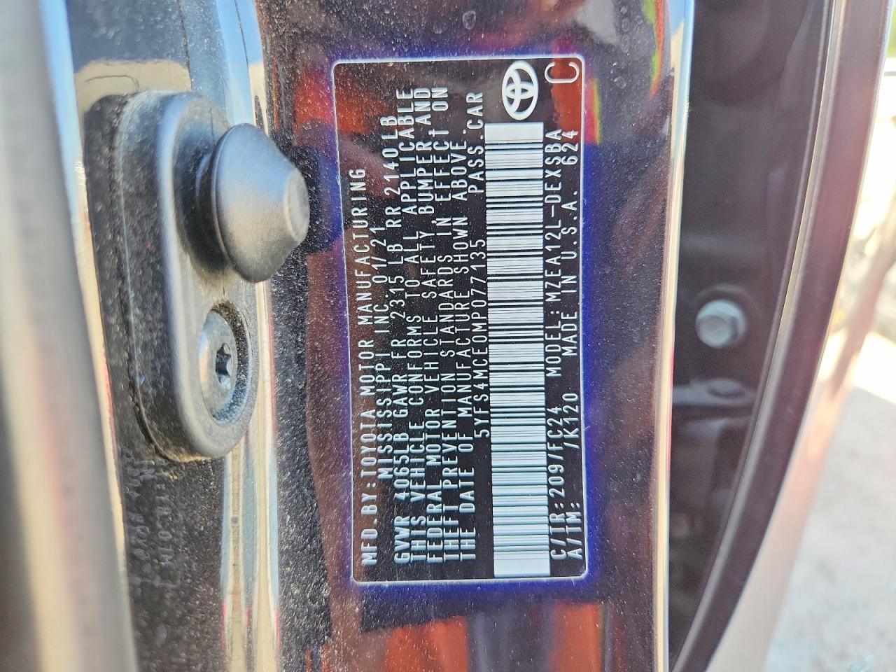 2021 TOYOTA COROLLA