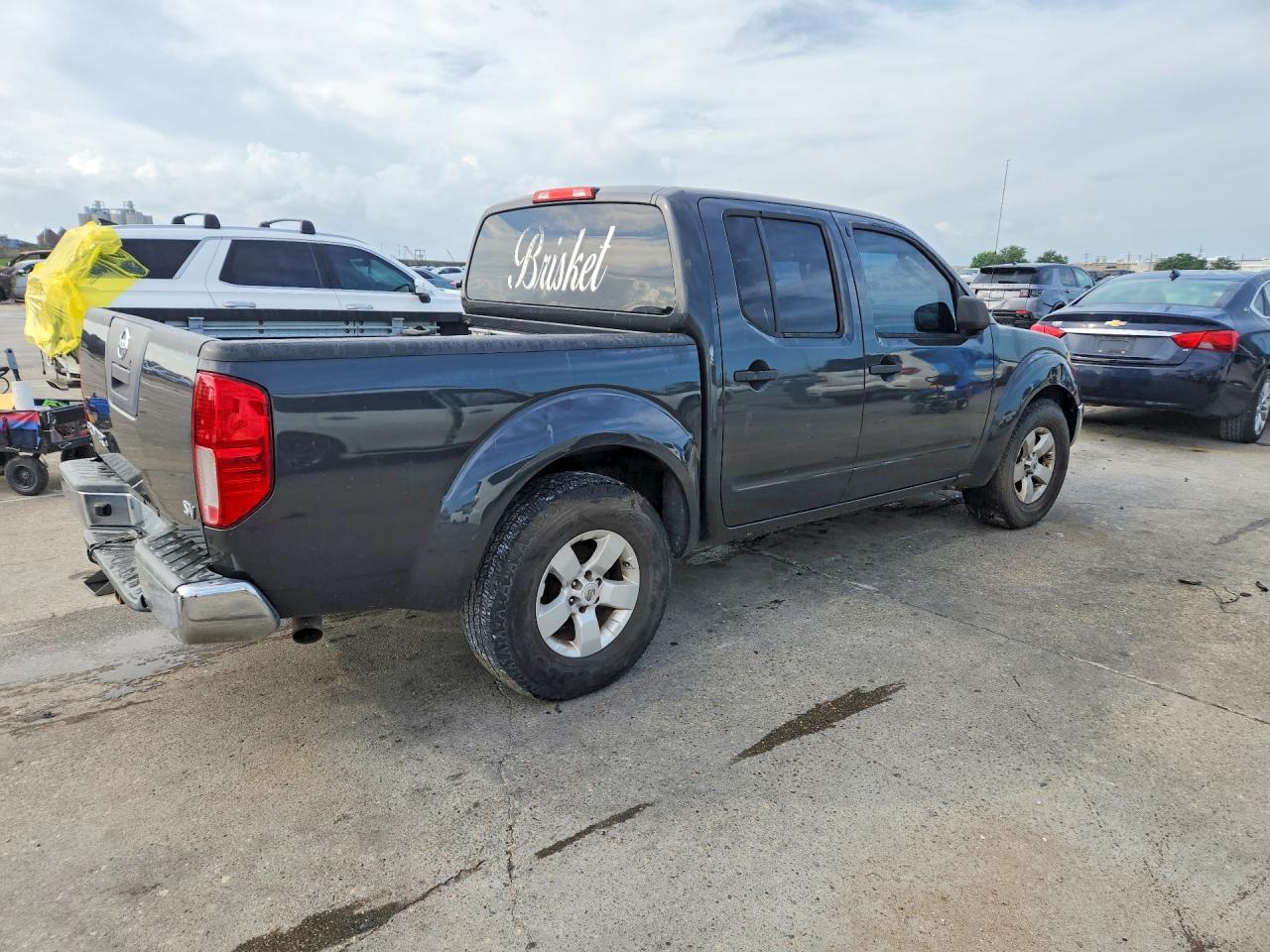 2011 NISSAN Frontier