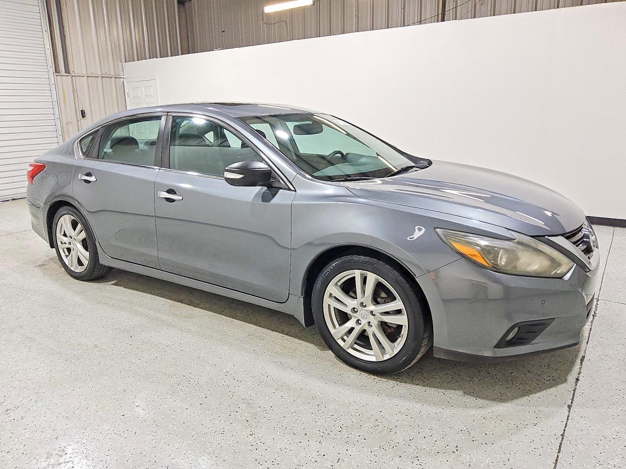 2016 NISSAN ALTIMA