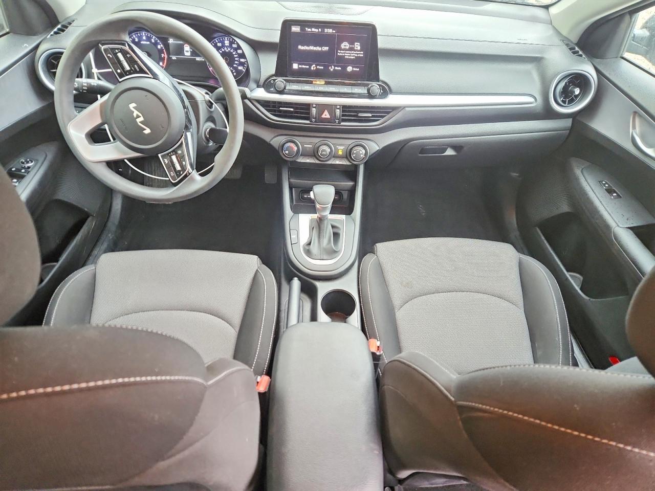 2023 KIA FORTE