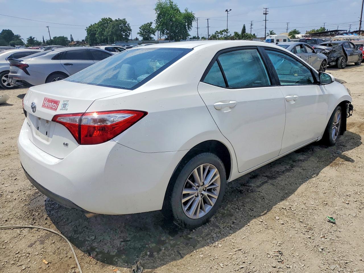2015 TOYOTA COROLLA
