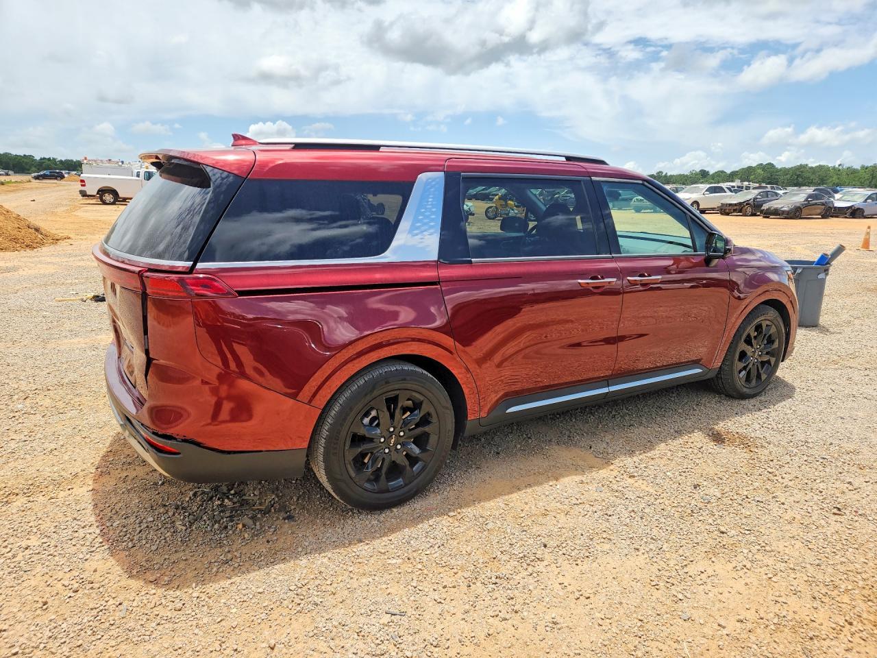 2024 KIA Carnival