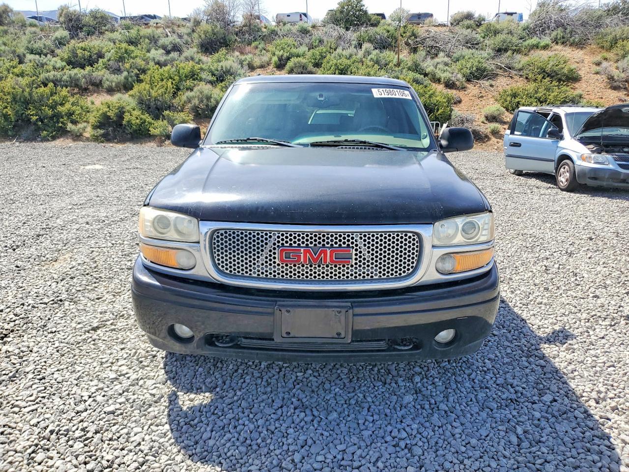 2001 GMC Denali