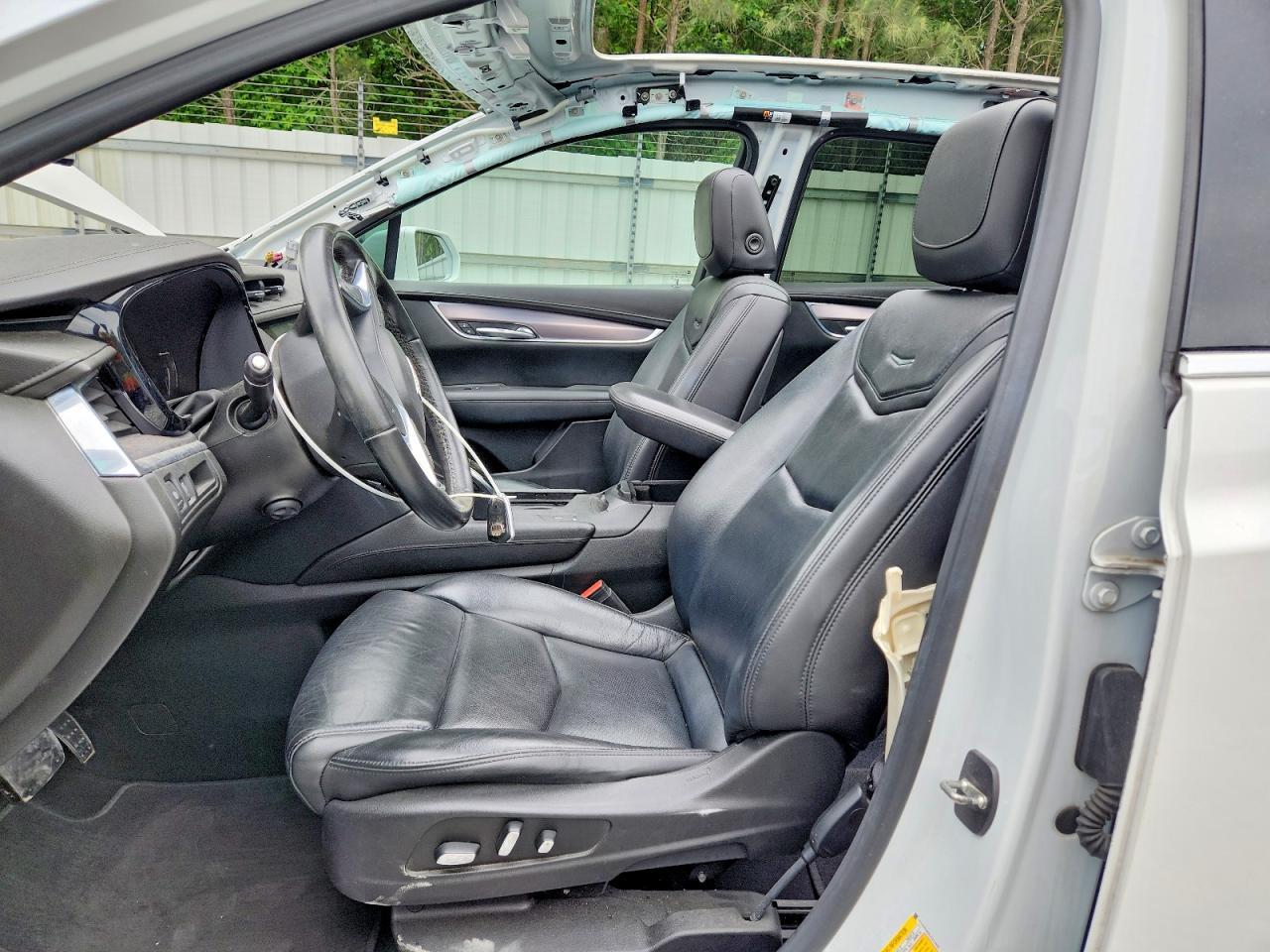 2018 CADILLAC XT5