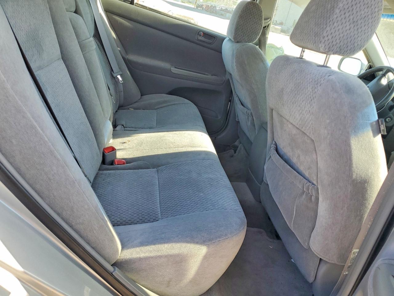 2004 TOYOTA CAMRY