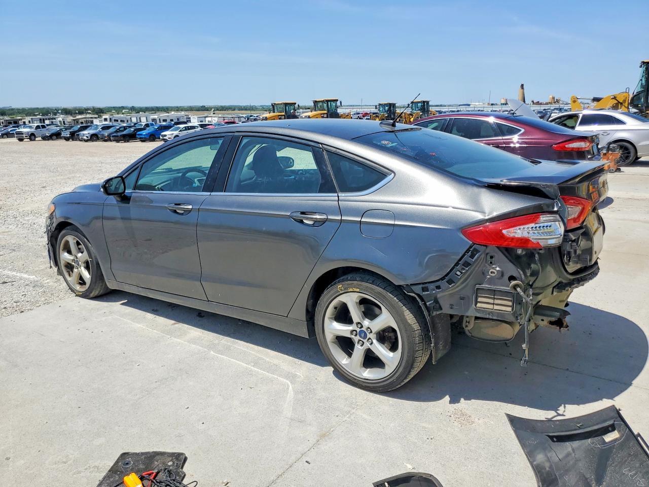 2016 FORD FUSION