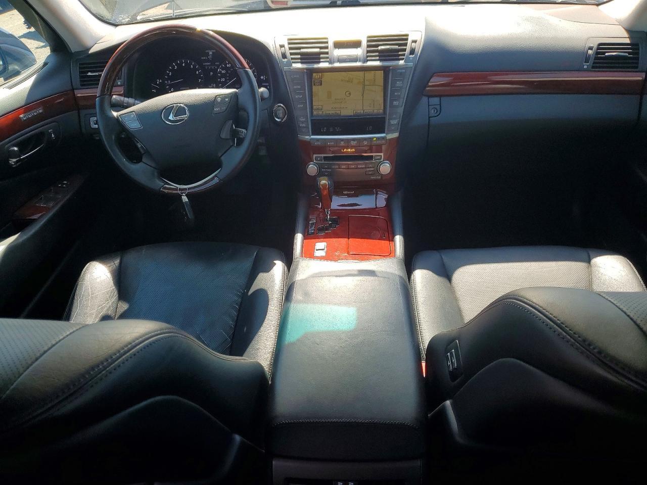 2010 LEXUS LS 460