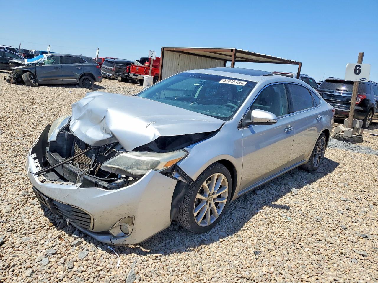2013 TOYOTA Avalon