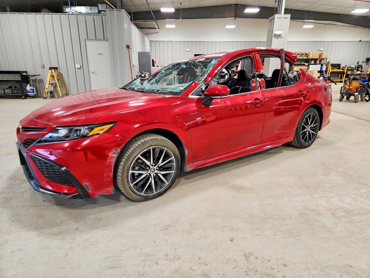 2024 TOYOTA CAMRY