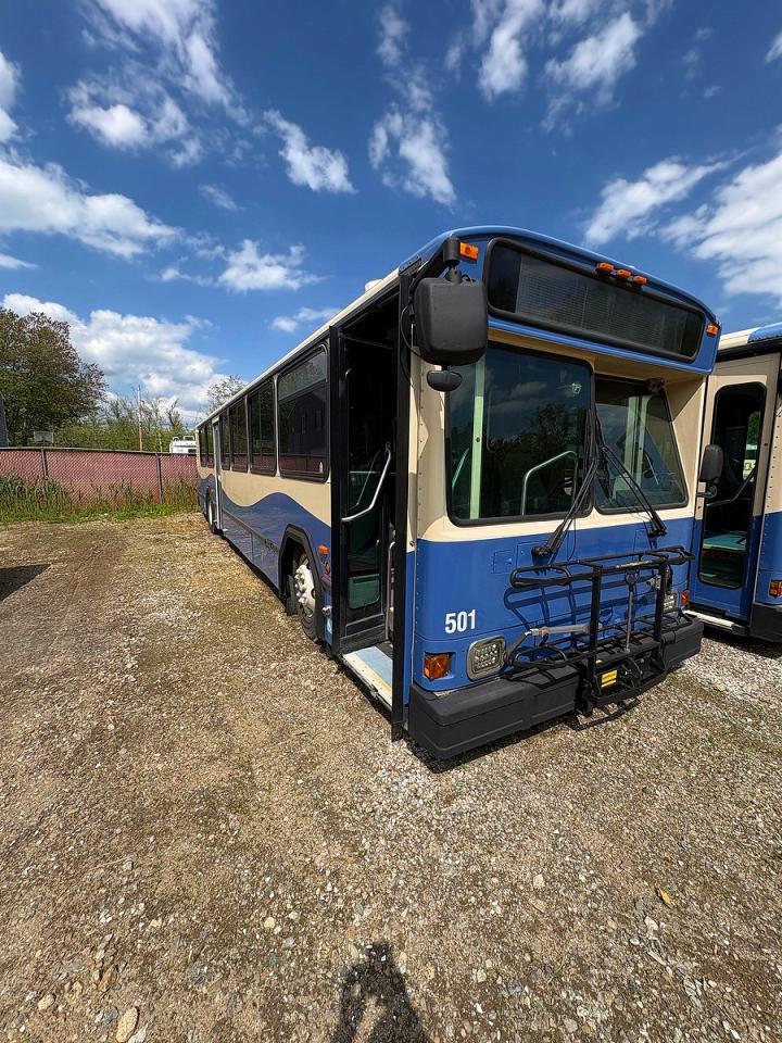 2005 Gillig Transit Bus