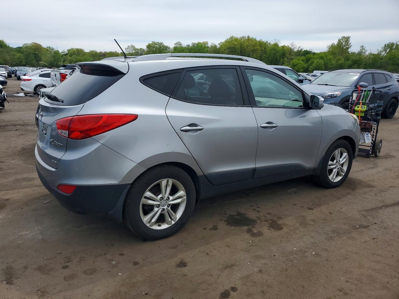 2012 HYUNDAI TUCSON