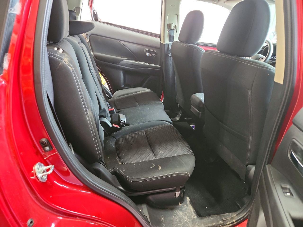 2018 MITSUBISHI outlander