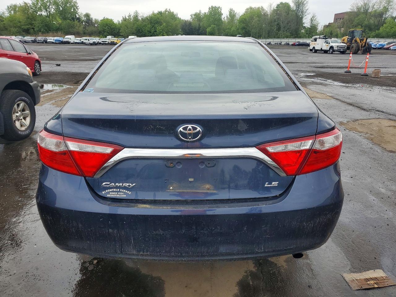 2015 TOYOTA CAMRY