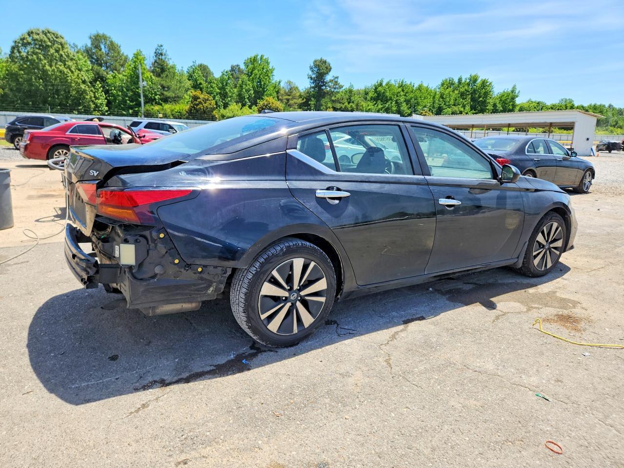 2022 NISSAN ALTIMA