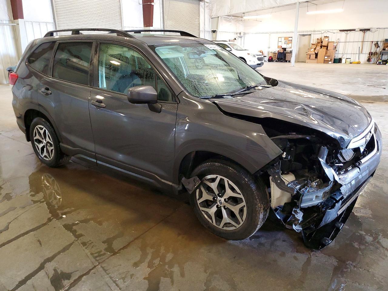 2020 SUBARU FORESTER