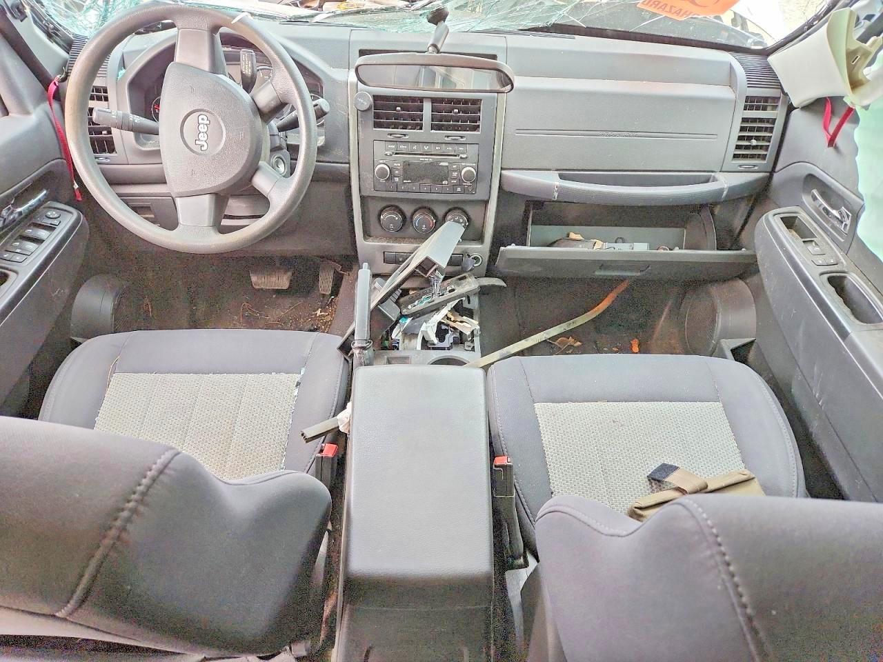 2009 JEEP Liberty