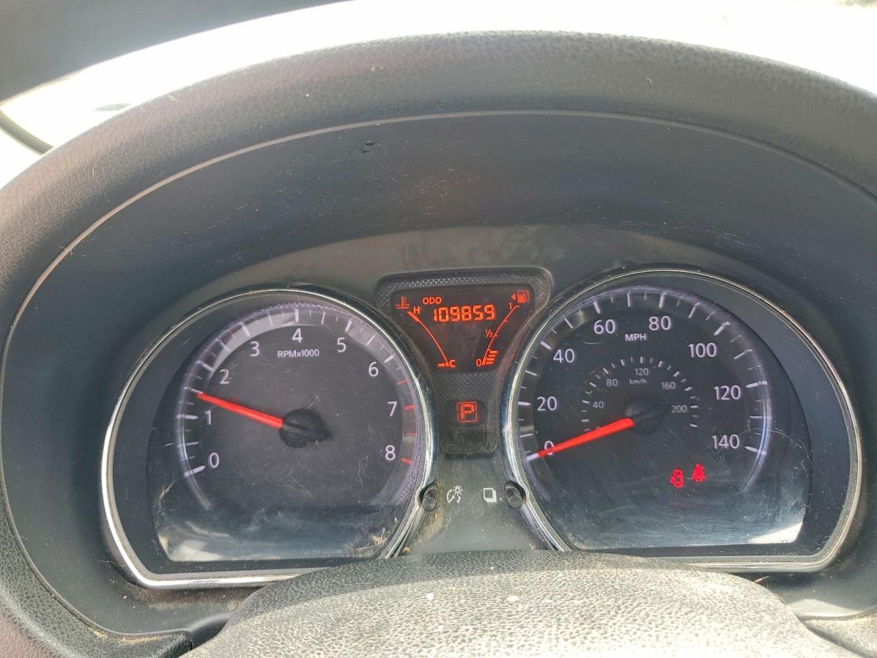 2014 NISSAN VERSA