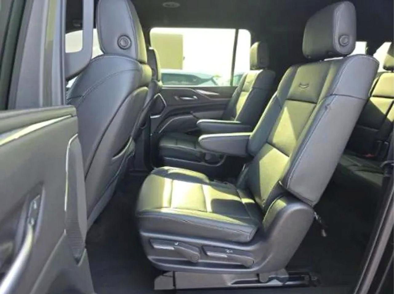 2022 CADILLAC Escalade ESV