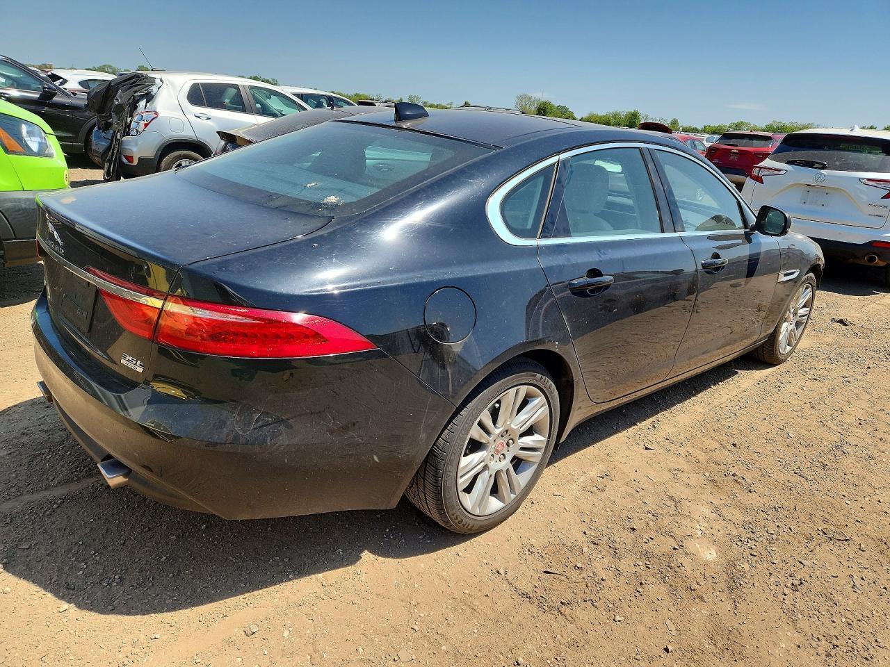 2017 JAGUAR XF