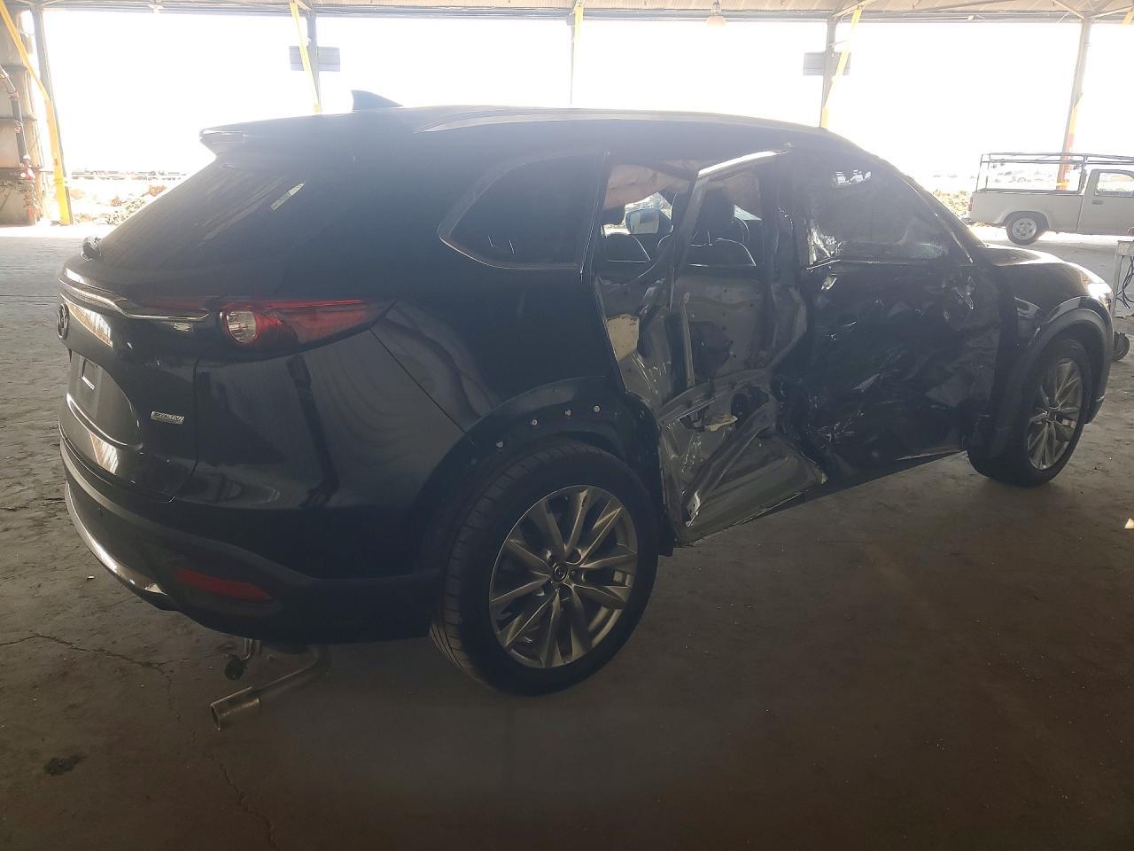 2017 MAZDA CX-9