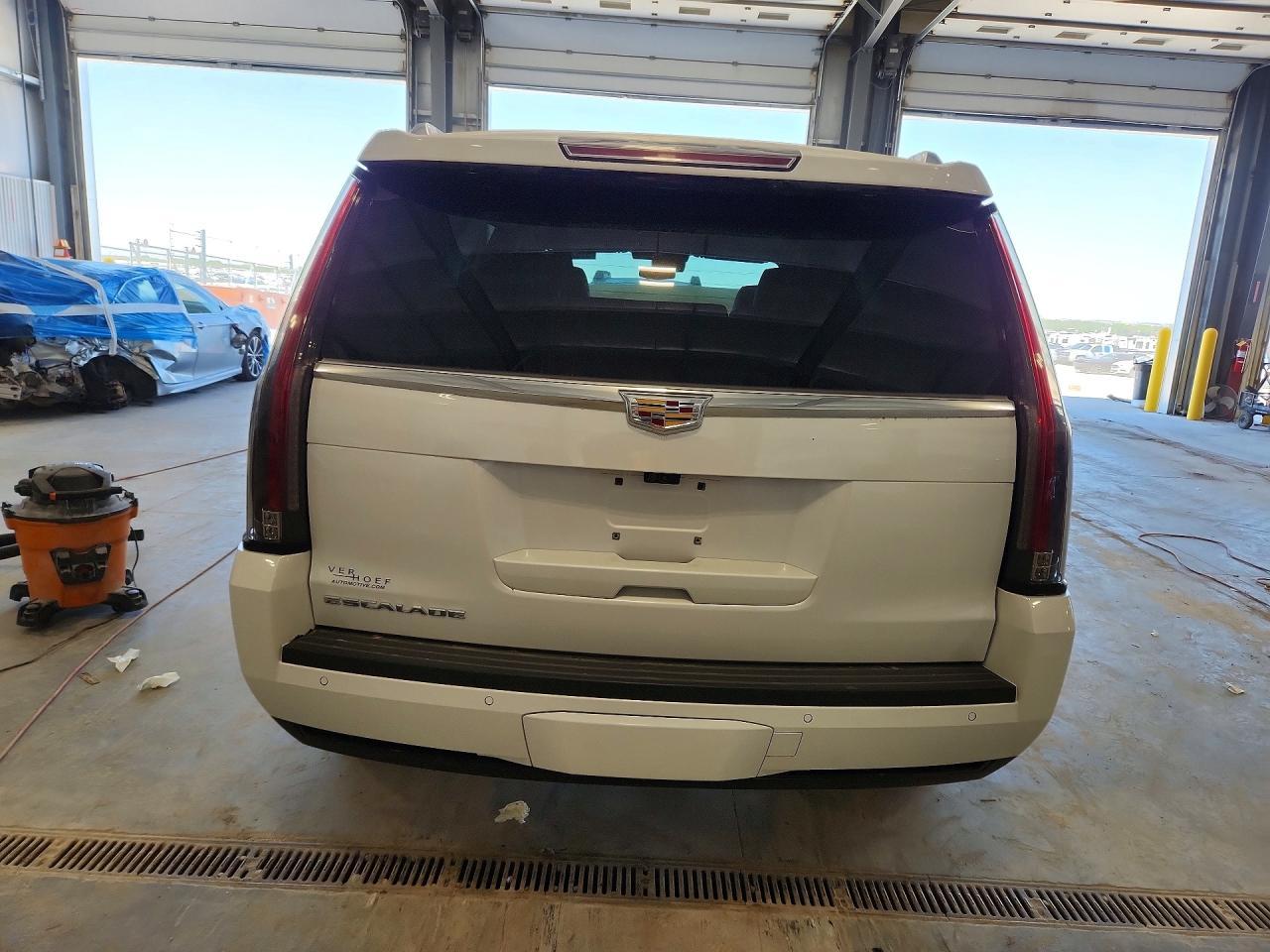 2020 CADILLAC ESCALADE