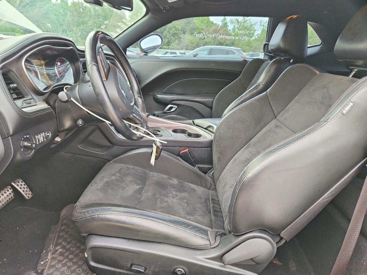 2020 DODGE Challenger