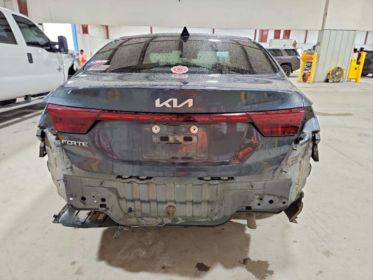 2023 KIA FORTE