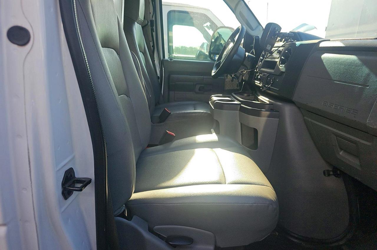 2023 FORD Econoline E350
