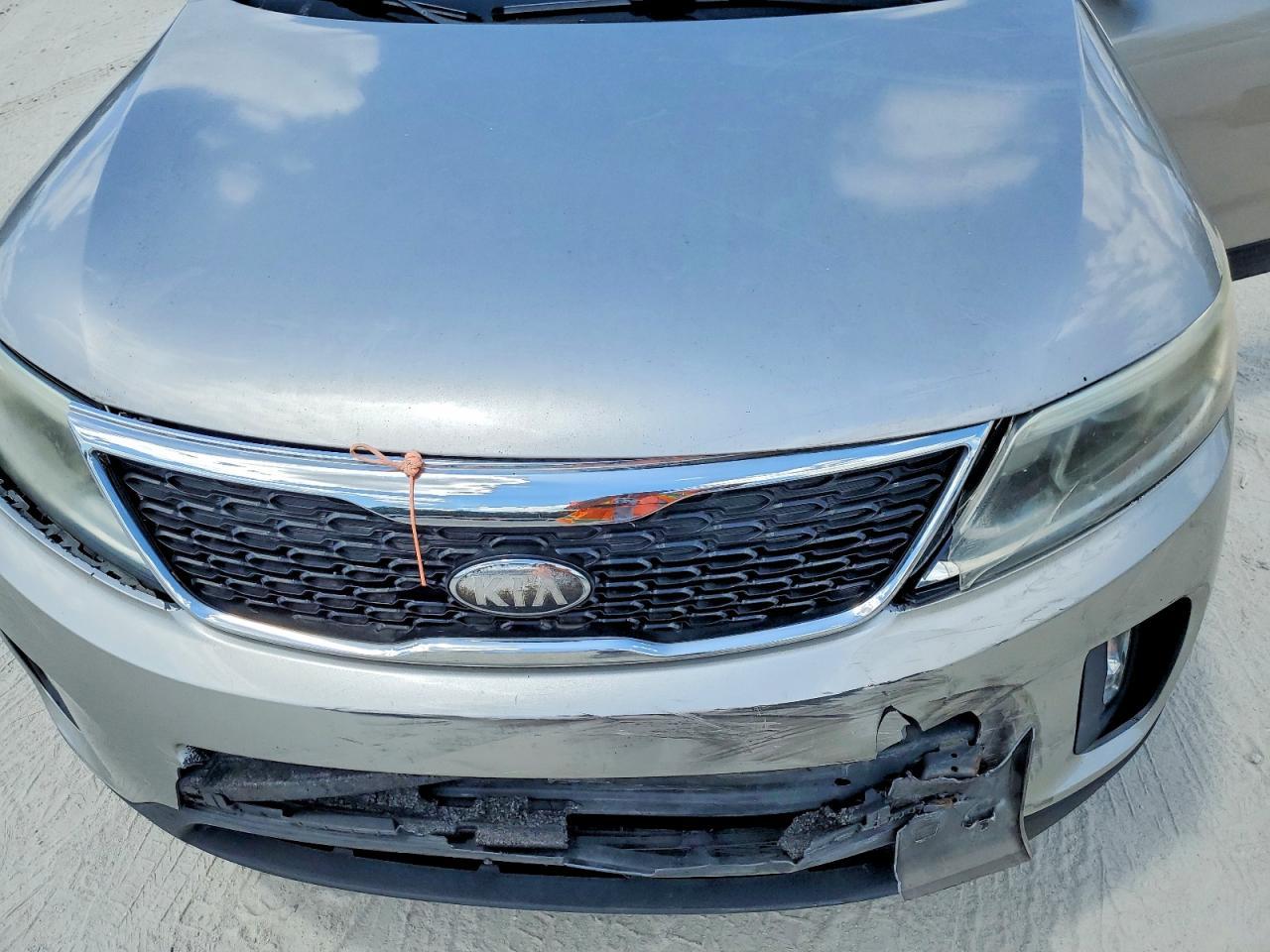 2014 KIA SORENTO