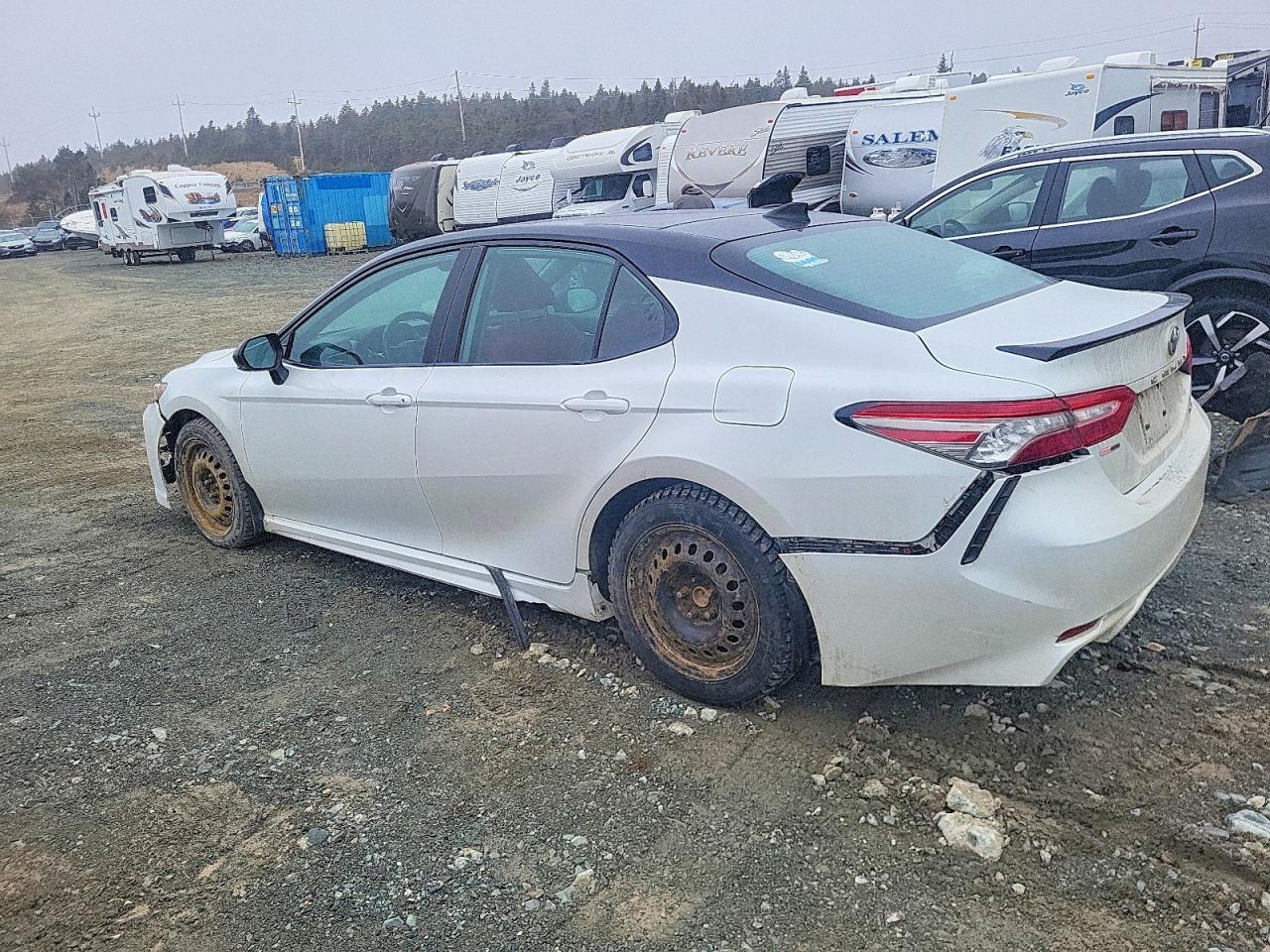 2019 TOYOTA CAMRY