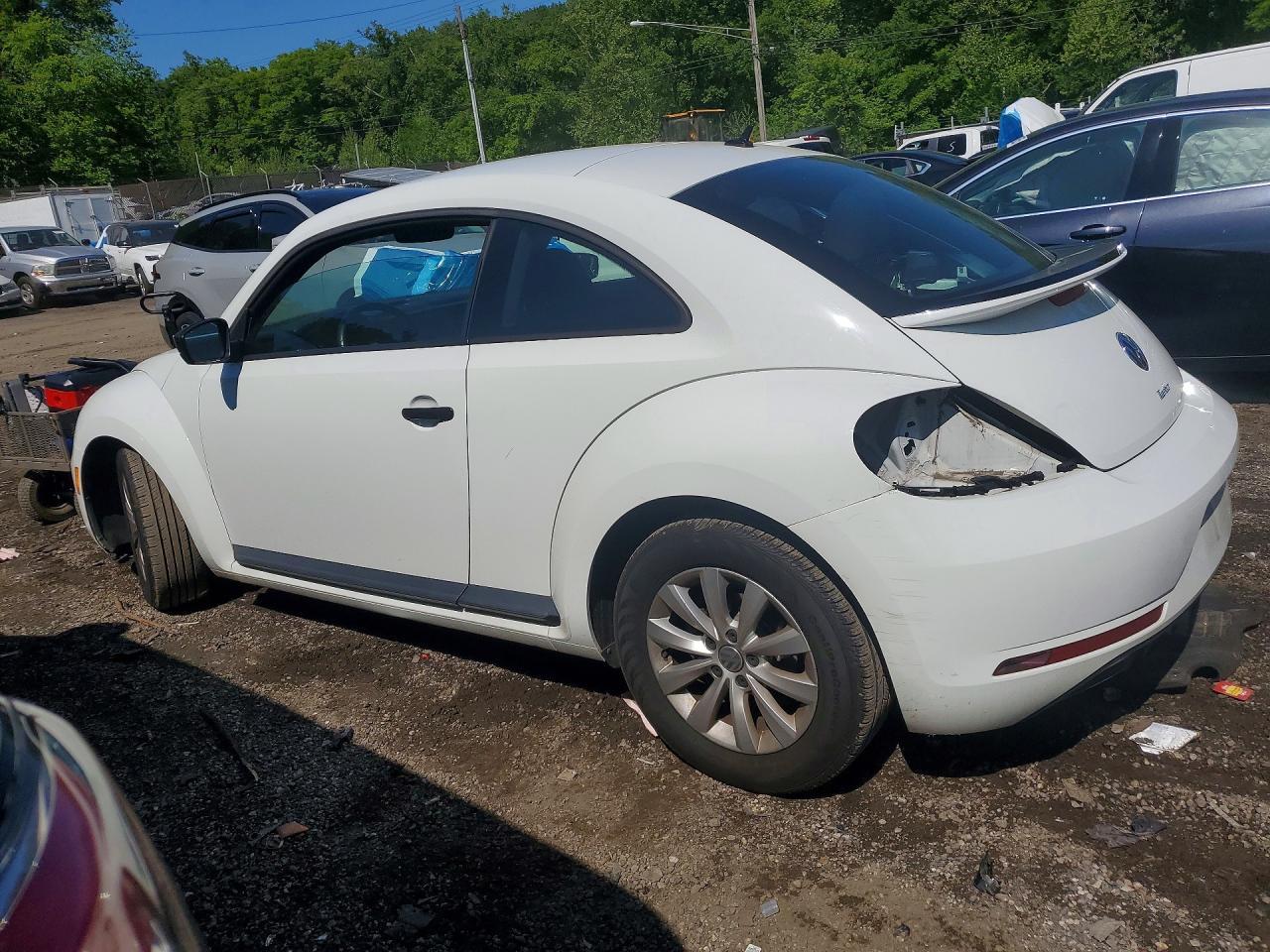 2017 VOLKSWAGEN Beetle
