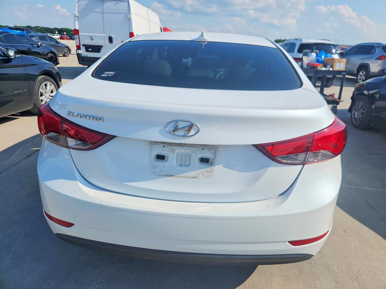2016 HYUNDAI ELANTRA