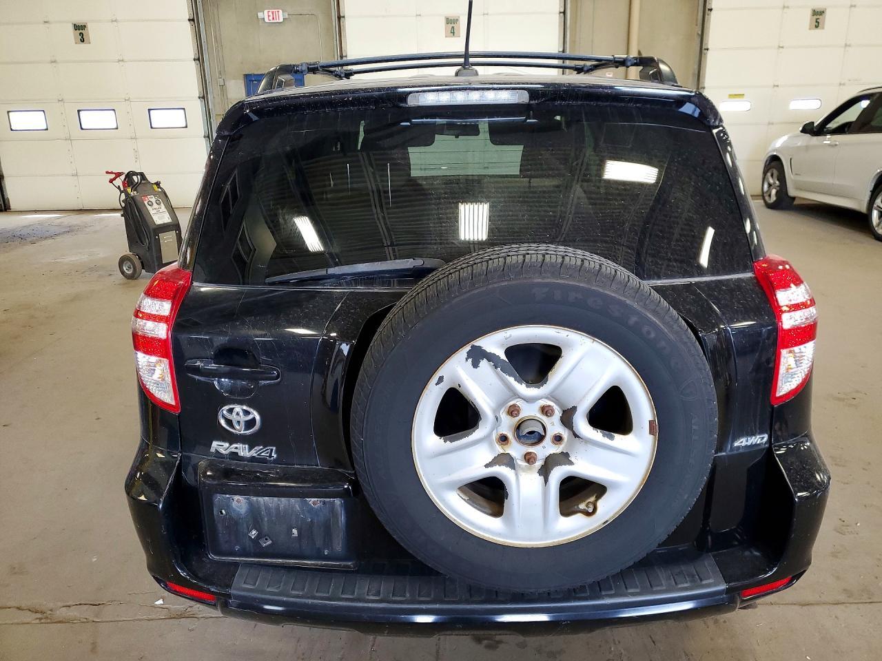 2011 TOYOTA RAV4