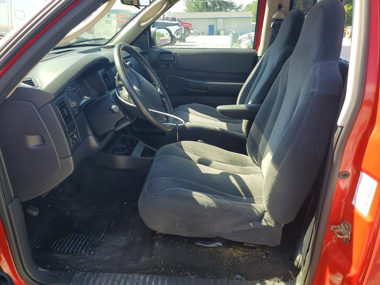 2004 DODGE Dakota