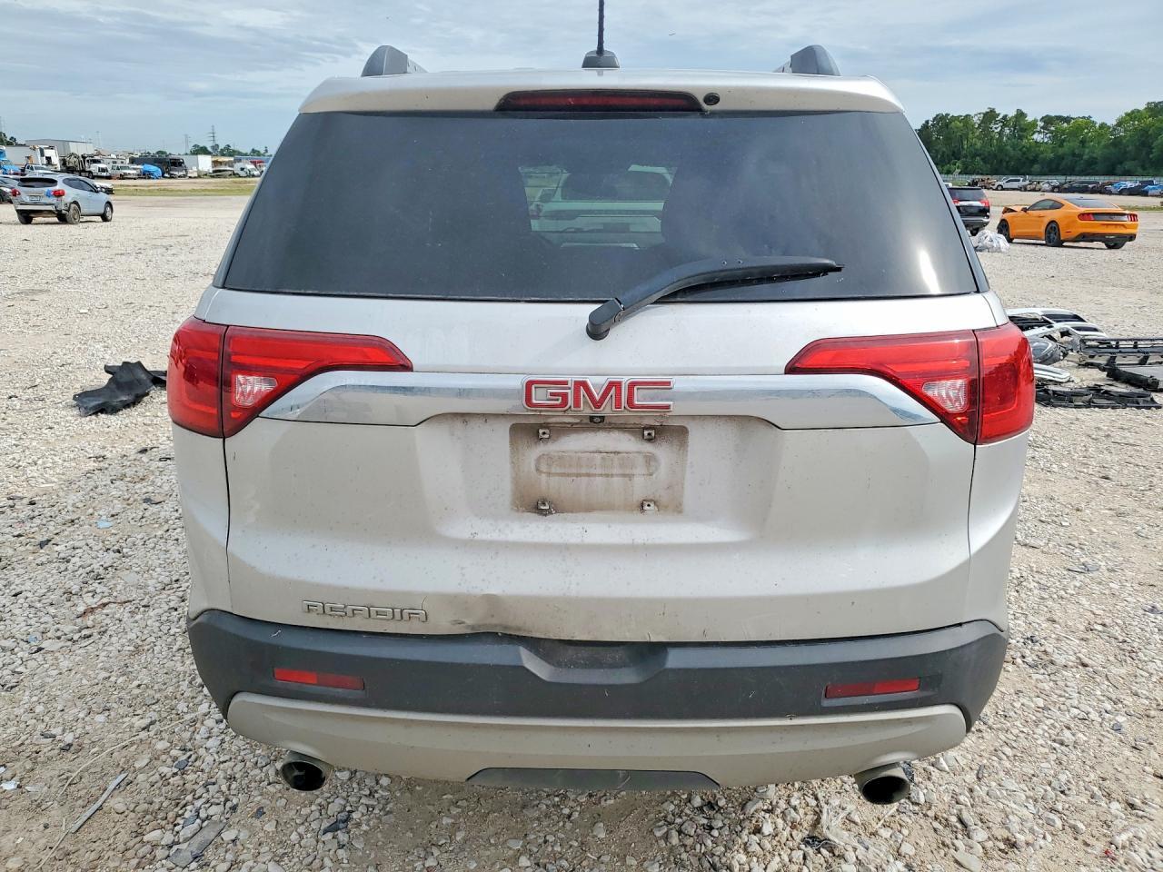 2017 GMC ACADIA