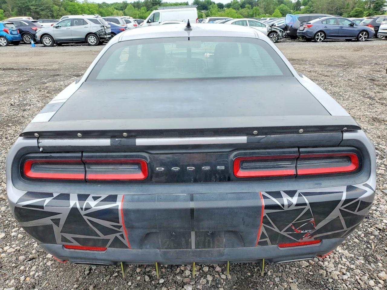 2015 DODGE Challenger