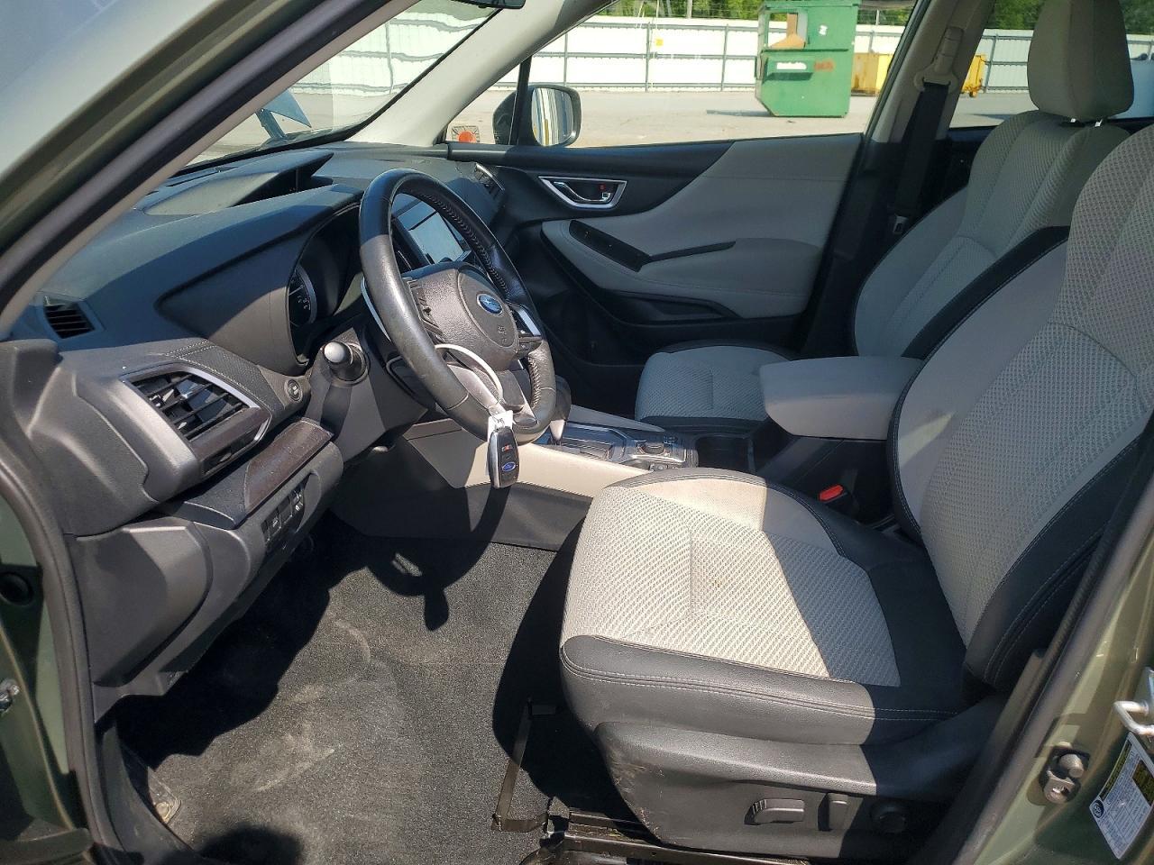 2021 SUBARU FORESTER