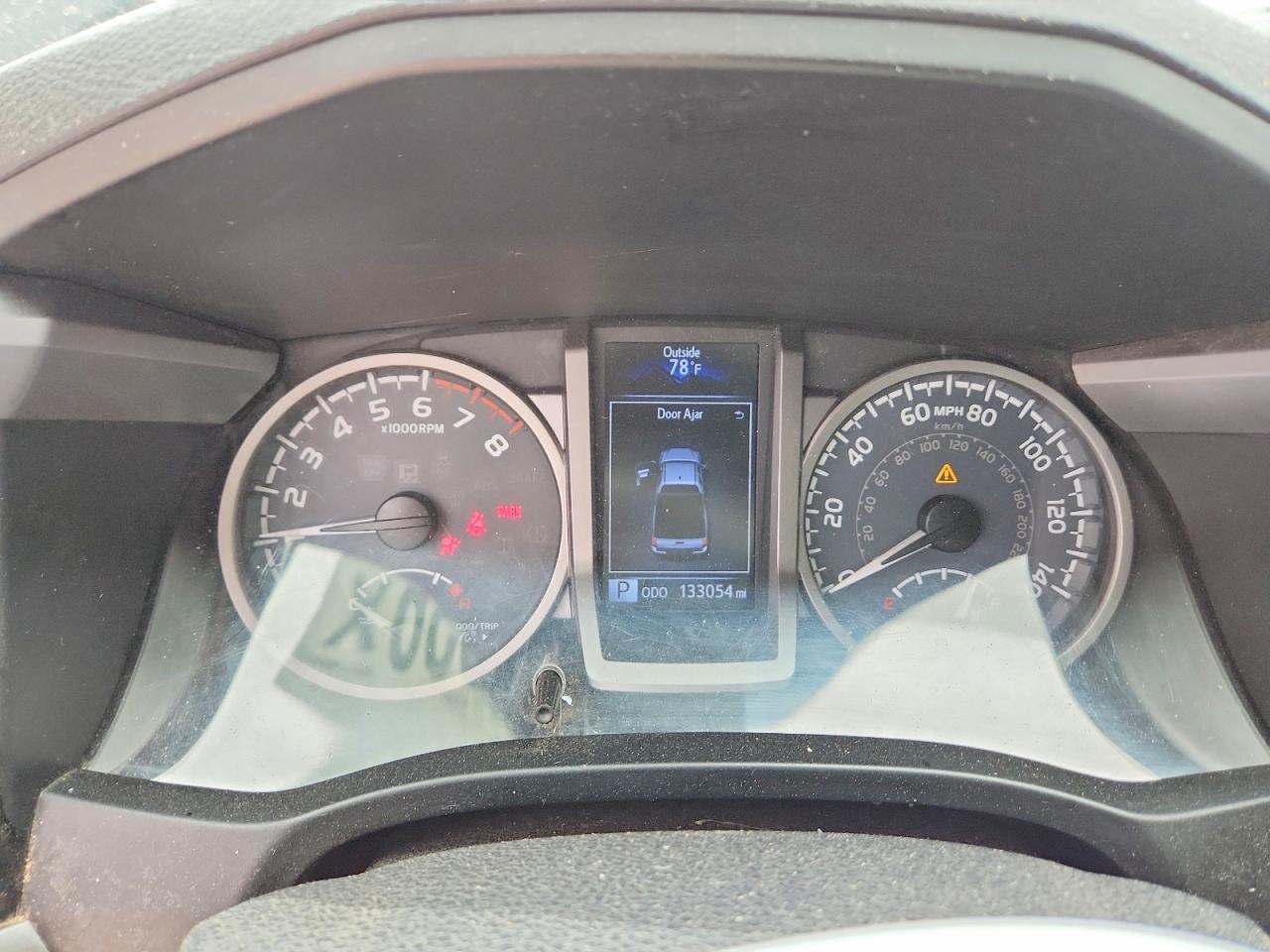 2016 TOYOTA TACOMA