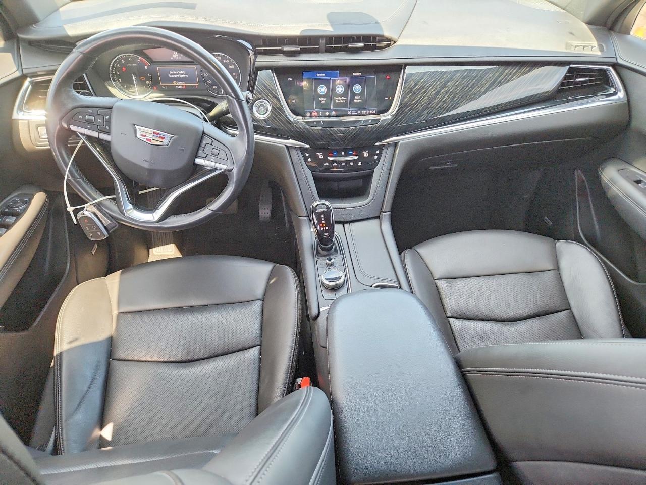2022 CADILLAC XT6