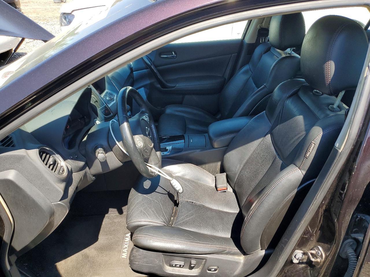 2010 NISSAN Maxima